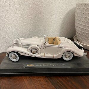 Maisto 1936 Mercedes Benz 500K Type Specialroadster 1:18 Scale Model Car